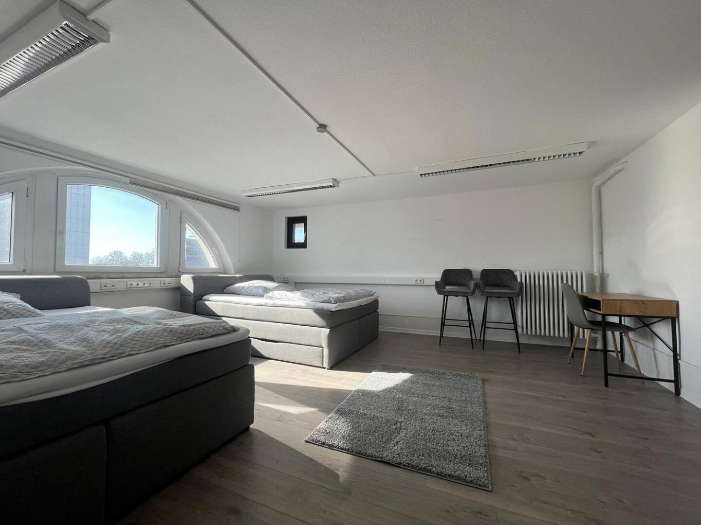 Simplex Apartments Am Ettlinger Tor Spacious Karlsruhe Esterno foto