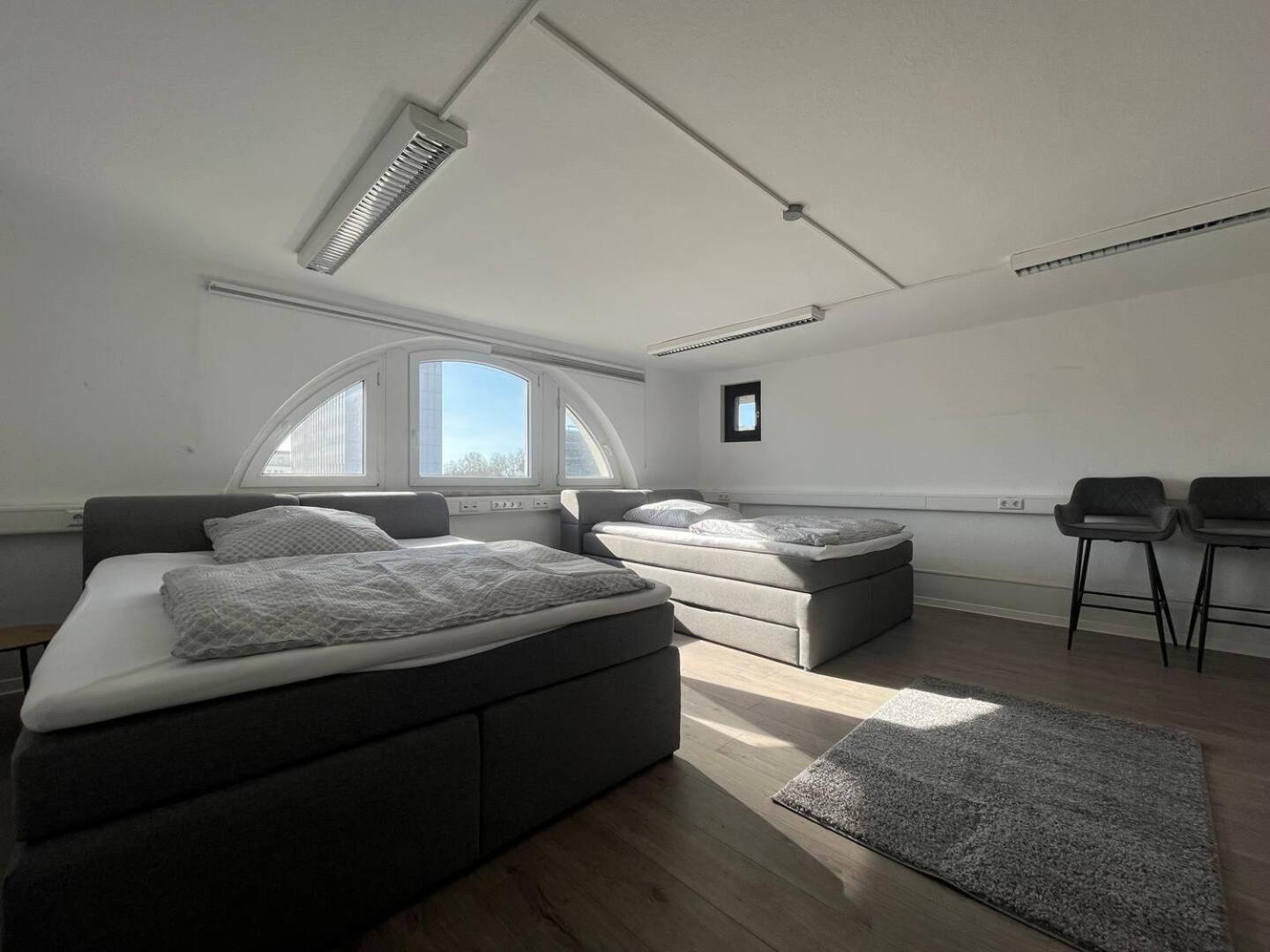 Simplex Apartments Am Ettlinger Tor Spacious Karlsruhe Esterno foto