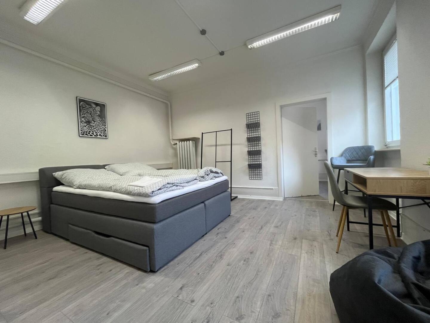Simplex Apartments Am Ettlinger Tor Spacious Karlsruhe Esterno foto
