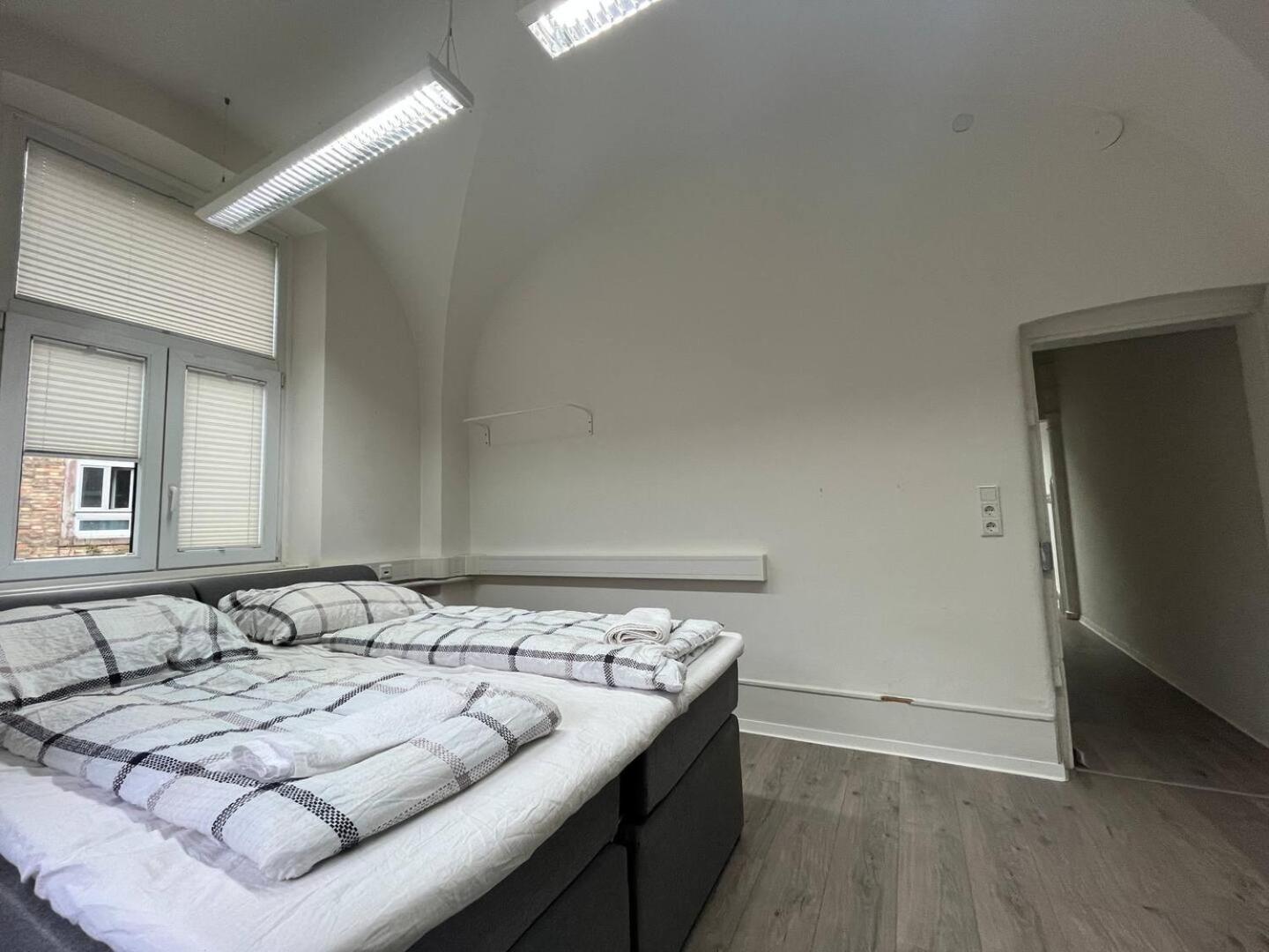 Simplex Apartments Am Ettlinger Tor Spacious Karlsruhe Esterno foto